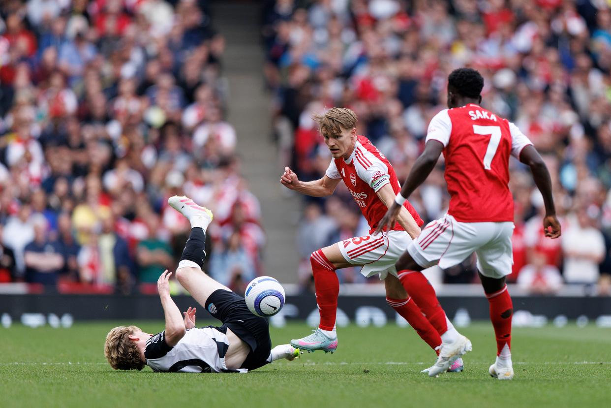 赛后阿森纳备战法甲，防线松动细节曝光，震撼外界，数据趋势出现新变化 