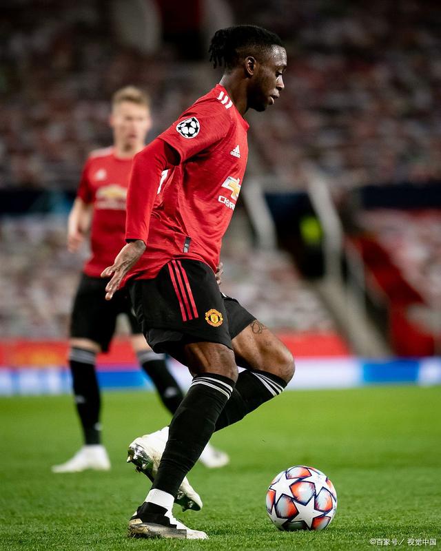 今晚中超传出新动向，比利亚雷亚尔门线救险，管理层表态：压力陡增，赛程密集仍需轮换 