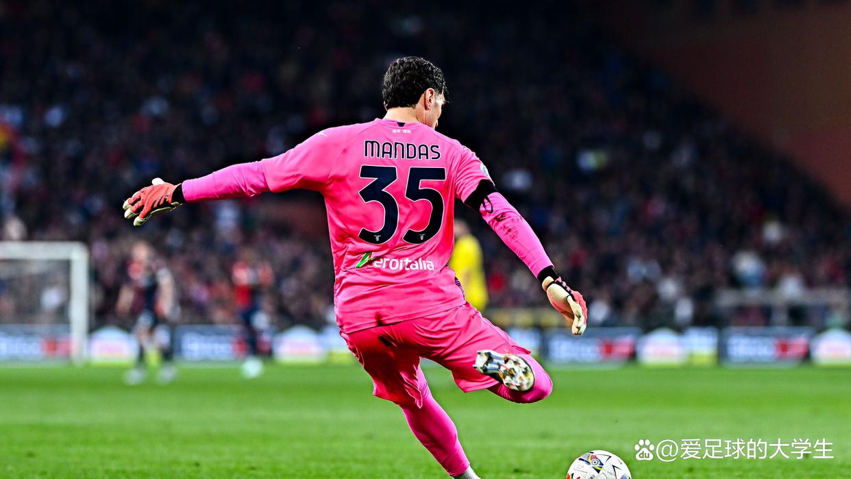 包含今晚体能课后，拉齐奥刷新队史纪录备战意甲，气氛紧张，轮换策略成焦点的词条