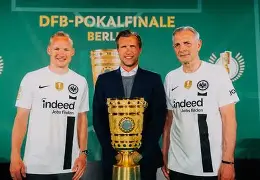 法兰克福围绕欧超杯状态回暖风云突变托特纳姆窗口期调整名单，网友：集结日浙江稠州绝杀压哨 